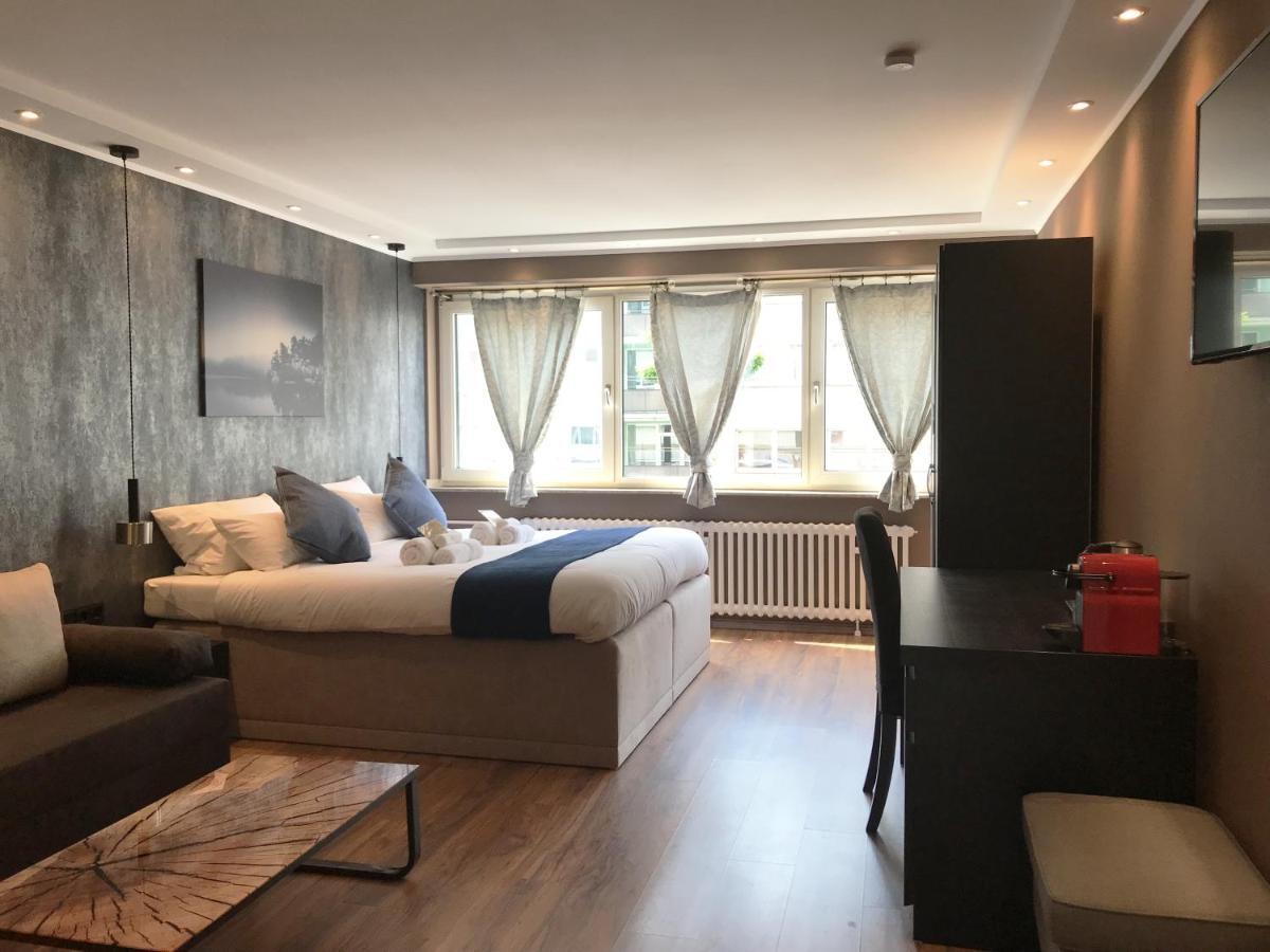 Mike'S Four Apartment Dusseldorf Bagian luar foto